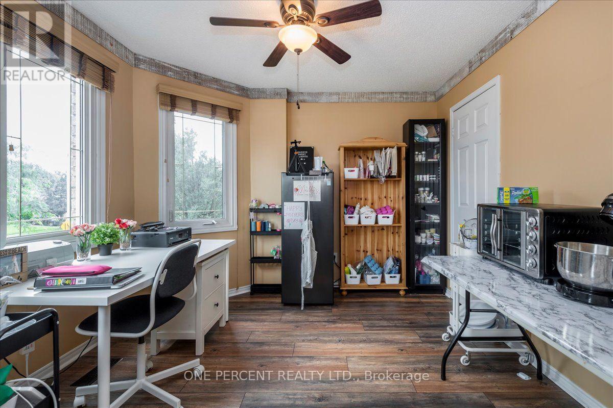 194 Livingstone Street W, Barrie (West Bayfield), Ontario  L4N 6Z9 - Photo 28 - S13795338