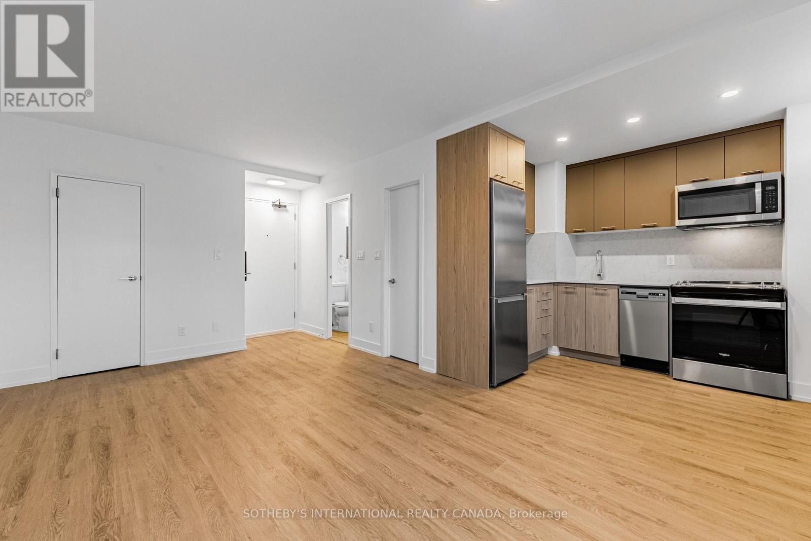 N1016 - 135 TYNDALL AVENUE, Toronto, Ontario