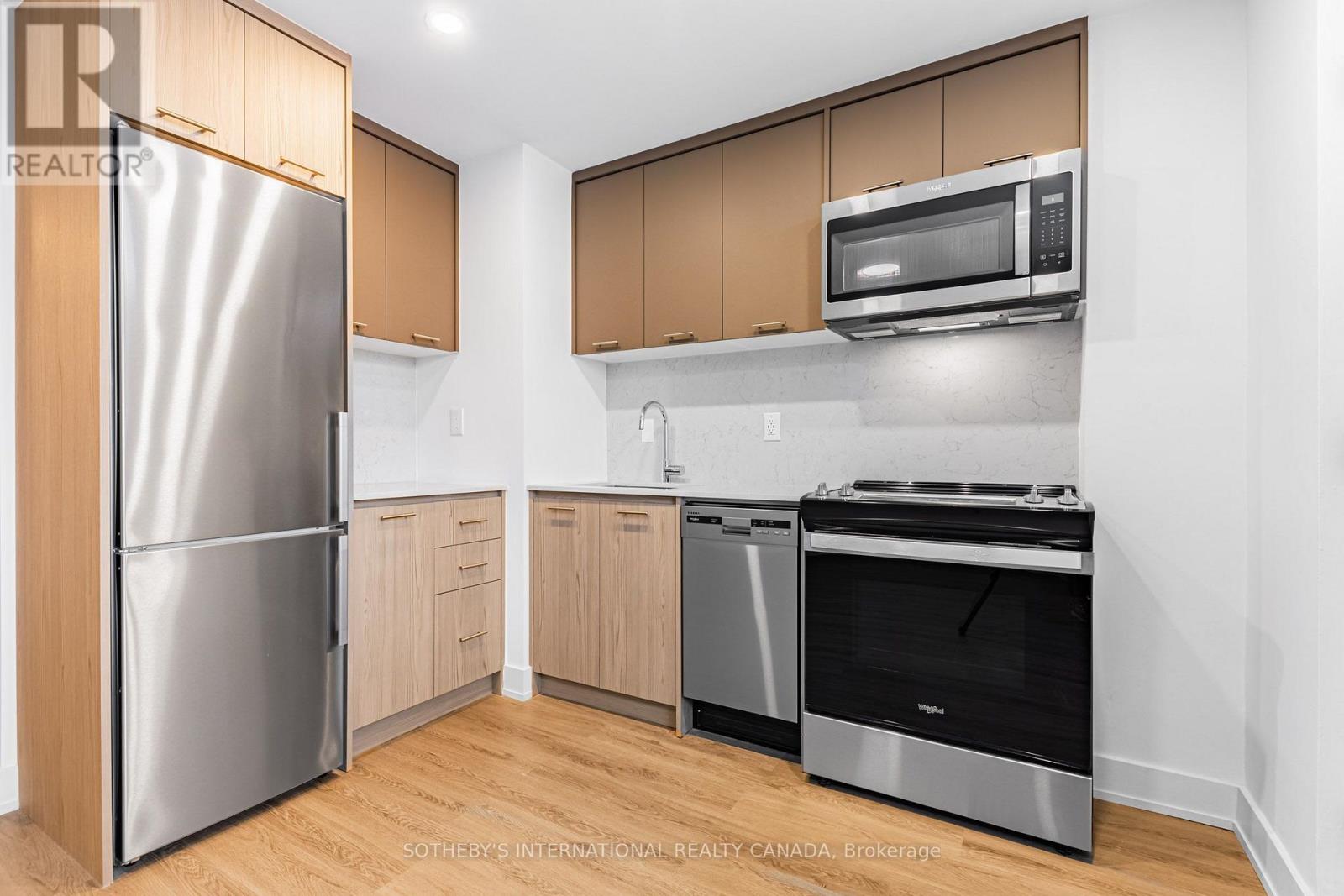 S0803 - 115 Tyndall Avenue, Toronto, Ontario  M6K 2G3 - Photo 4 - W13742986