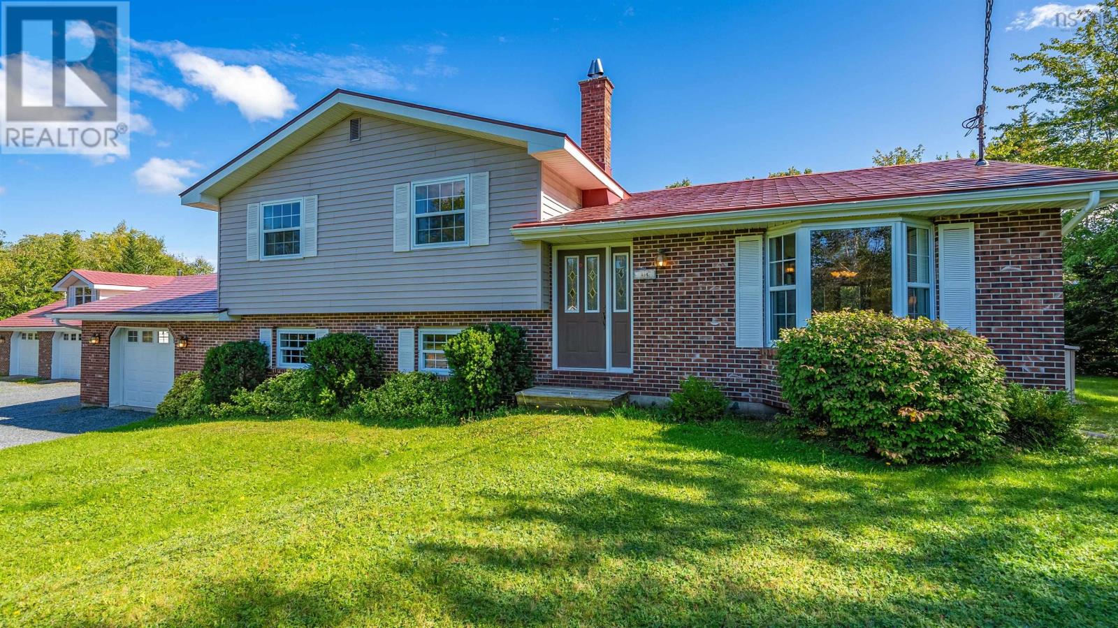 44 Lake Drive, Mount Uniacke, Nova Scotia  B0N 1Z0 - Photo 39 - 202623491