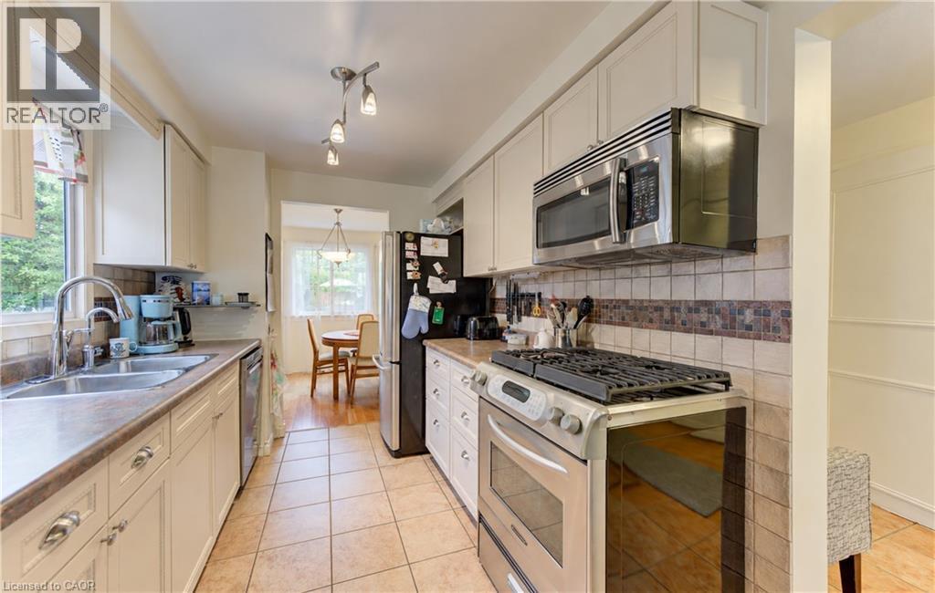 253 Newport Place, Waterloo, Ontario  N2T 1T9 - Photo 10 - 40861960