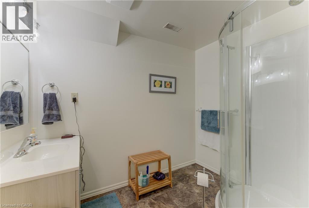 253 Newport Place, Waterloo, Ontario  N2T 1T9 - Photo 26 - 40861960