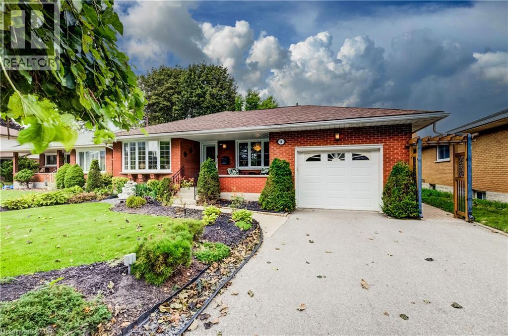54 FAIRLAWN Road, Kitchener, Ontario
