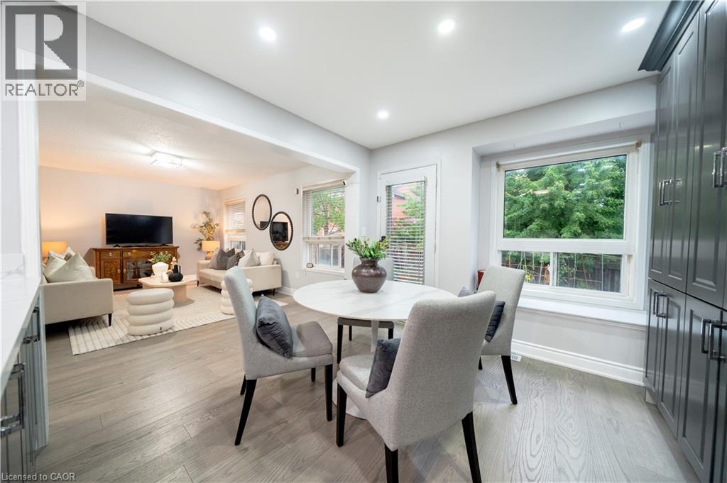 2276 Fairmount Drive, Oakville, Ontario  L6M 5J6 - Photo 17 - 40864145