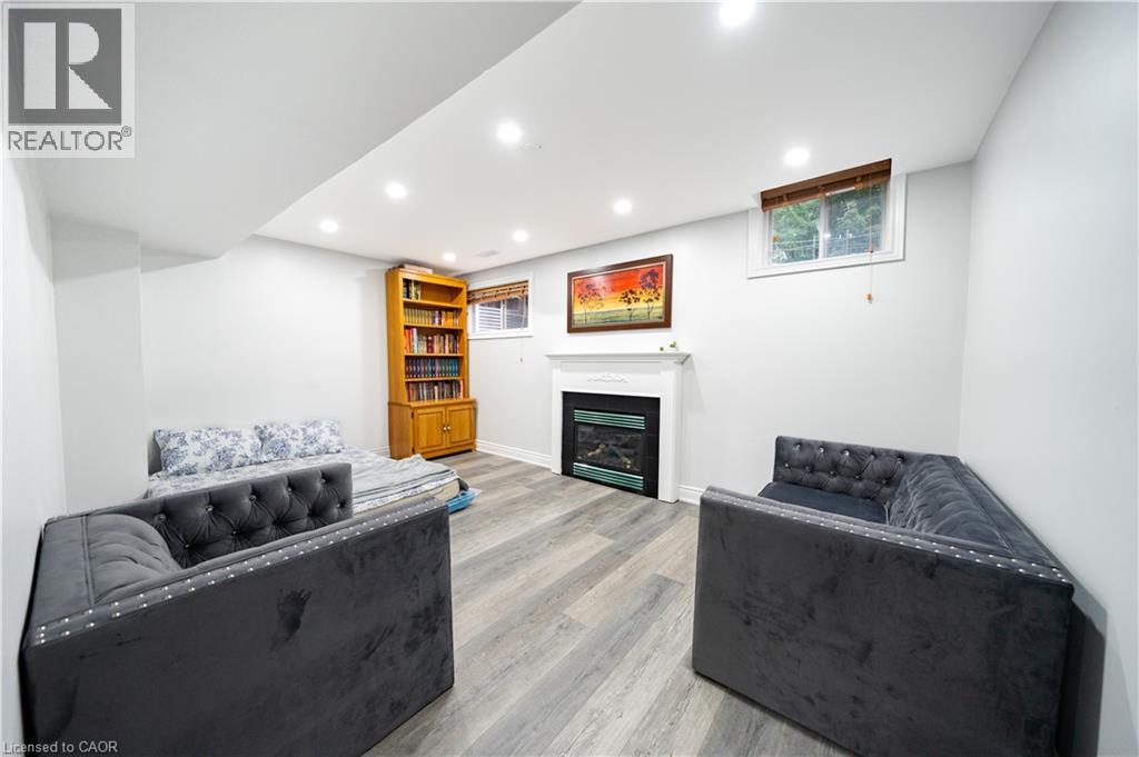 2276 Fairmount Drive, Oakville, Ontario  L6M 5J6 - Photo 45 - 40864145