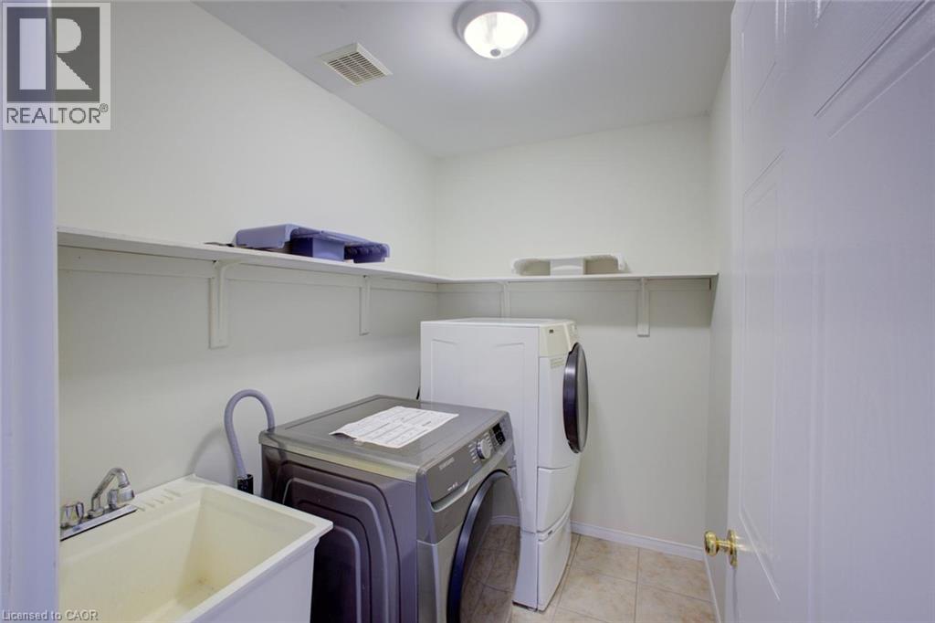 11 Kroeger Crescent, Cambridge, Ontario  N3C 4J7 - Photo 37 - 40863380