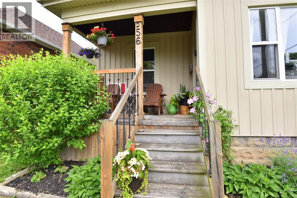 56 Barons Avenue N, Hamilton, Ontario  L8H 5A4 - Photo 7 - 40861064