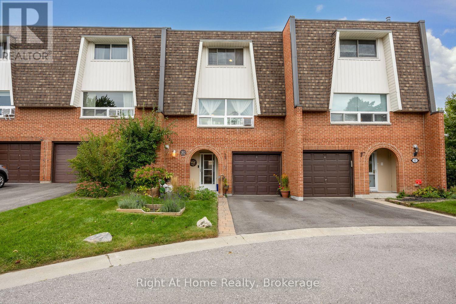 10 Newing Court, Ajax (South East), Ontario  L1S 2T6 - Photo 1 - E13795508