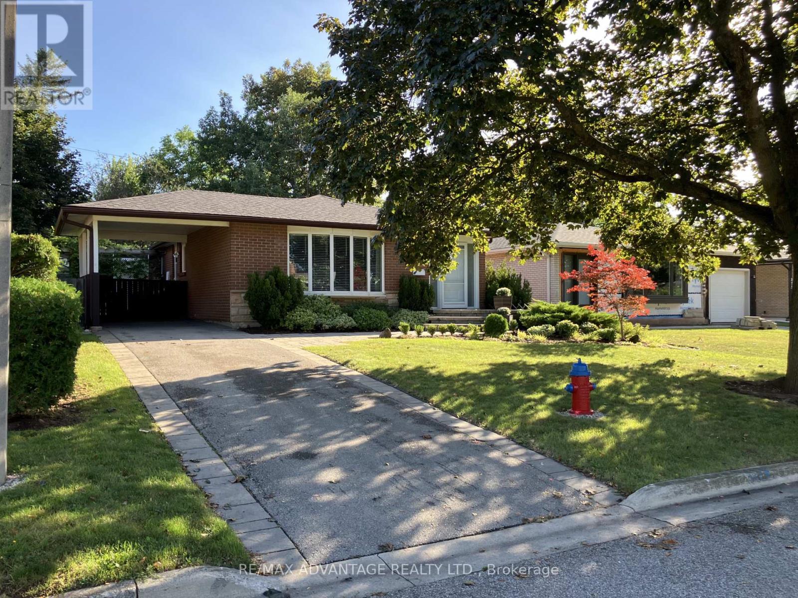 581 GALWAY DRIVE, burlington (shoreacres), Ontario