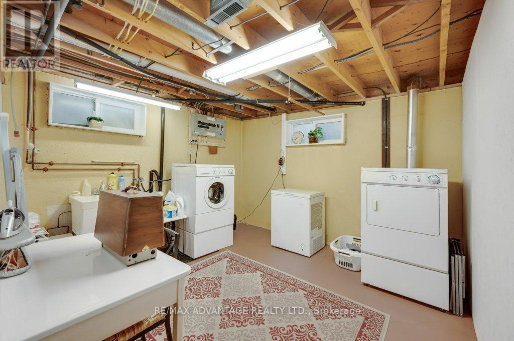 581 Galway Drive, Burlington (Shoreacres), Ontario  L7L 2S6 - Photo 31 - W13795486