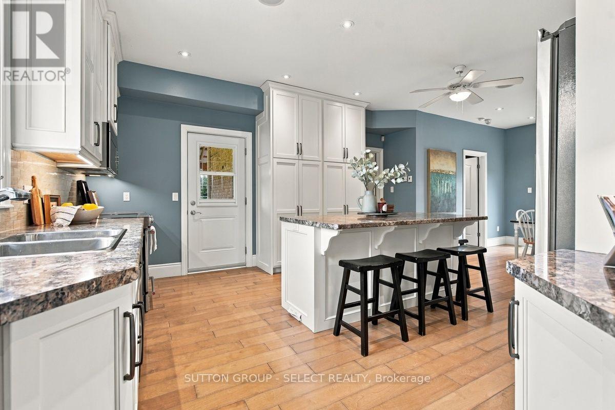 15932 Ten Mile Road, Middlesex Centre, Ontario  N0M 2A0 - Photo 19 - X13793192