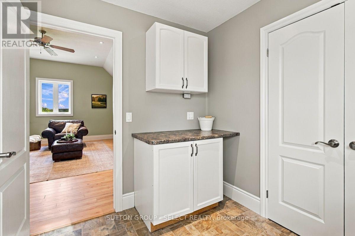 15932 Ten Mile Road, Middlesex Centre, Ontario  N0M 2A0 - Photo 34 - X13793192