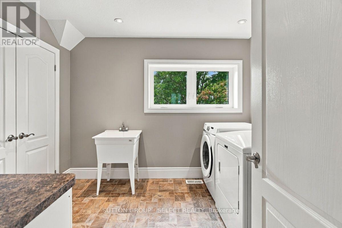 15932 Ten Mile Road, Middlesex Centre, Ontario  N0M 2A0 - Photo 35 - X13793192