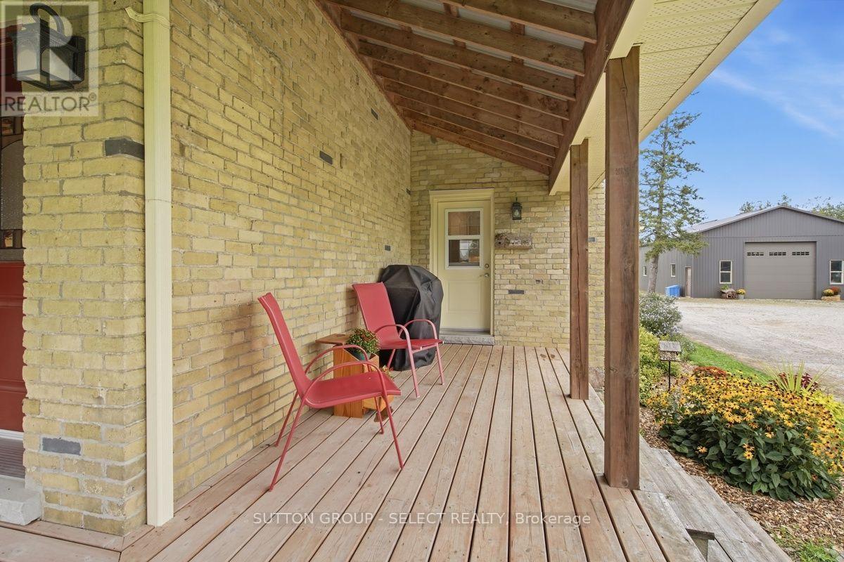 15932 Ten Mile Road, Middlesex Centre, Ontario  N0M 2A0 - Photo 9 - X13793192
