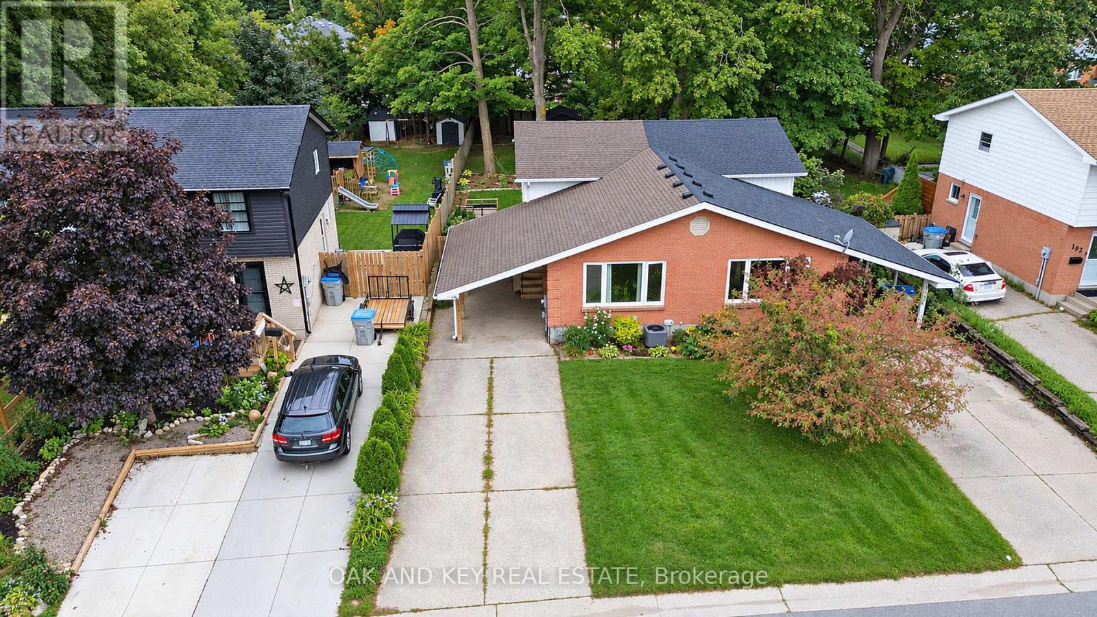 196 Southfield Drive, Strathroy-Caradoc, Ontario  N7G 3V4 - Photo 2 - X13795580