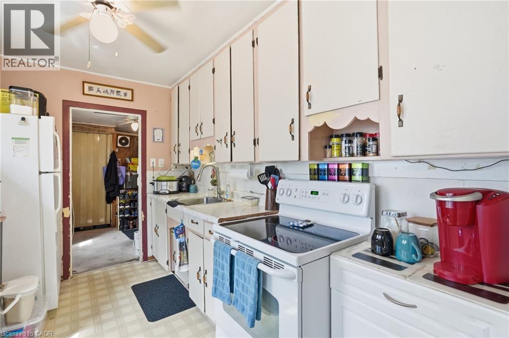 9 Lancaster Avenue, Brantford, Ontario  N3T 5E5 - Photo 7 - 40860723