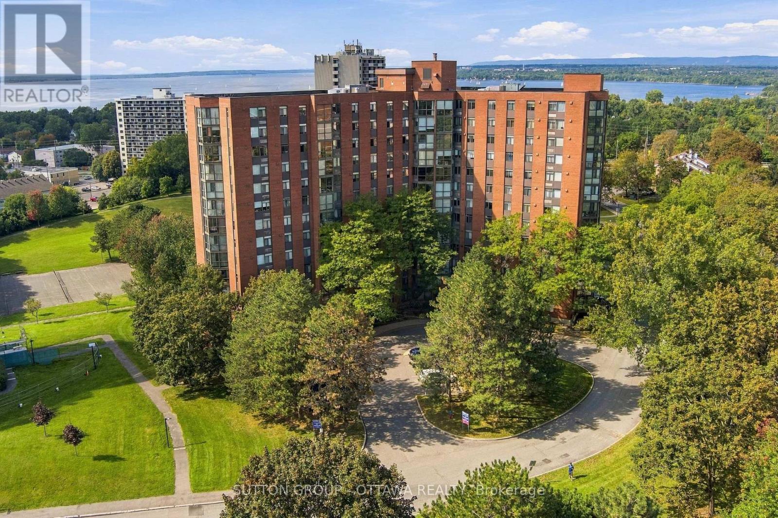 1002 - 2871 RICHMOND ROAD, Ottawa, Ontario
