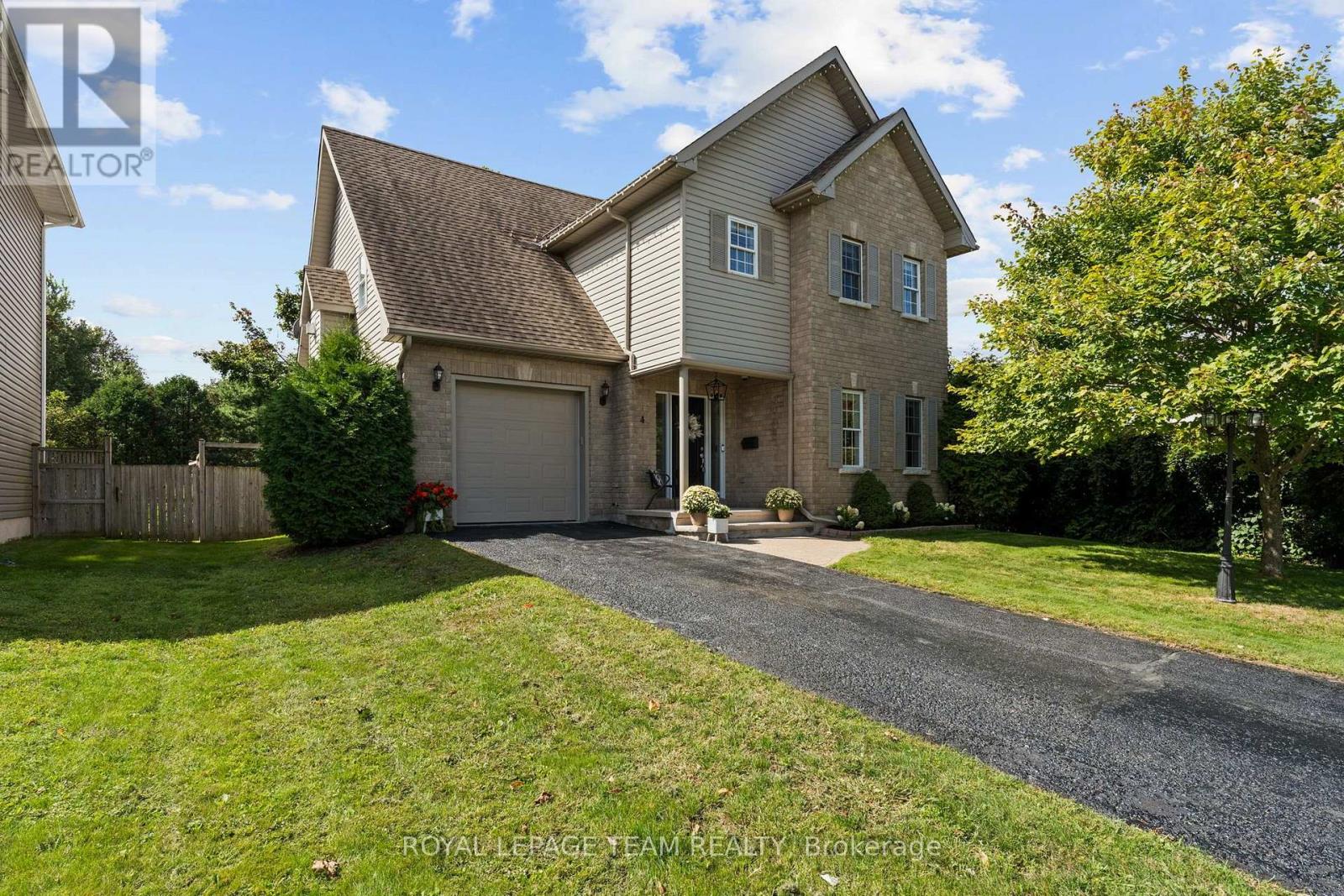 4 FRANCIS STREET, Carleton Place, Ontario