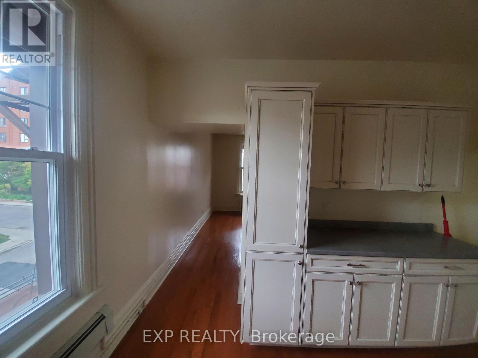 360 Gilmour Street, Ottawa, Ontario  K2P 0R3 - Photo 13 - X13795624