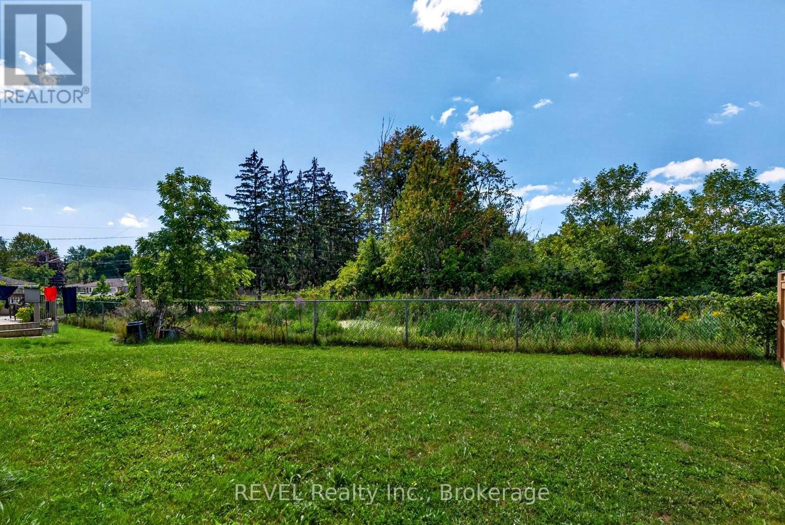 201 Hetram Court, Fort Erie, Ontario  L0S 1B0 - Photo 33 - X13795482