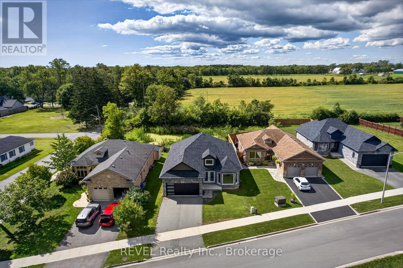 201 Hetram Court, Fort Erie, Ontario  L0S 1B0 - Photo 35 - X13795482