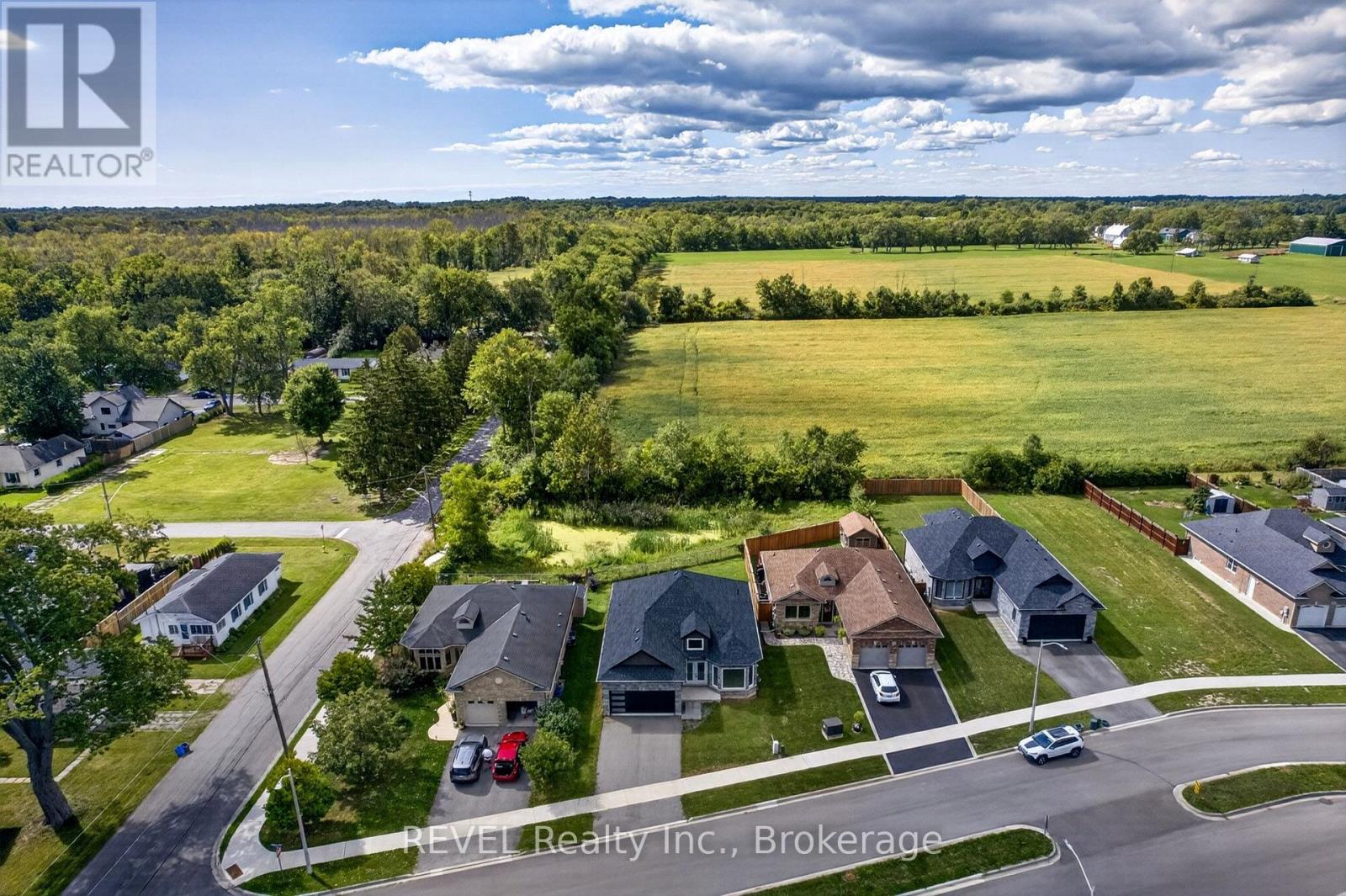 201 Hetram Court, Fort Erie, Ontario  L0S 1B0 - Photo 37 - X13795482
