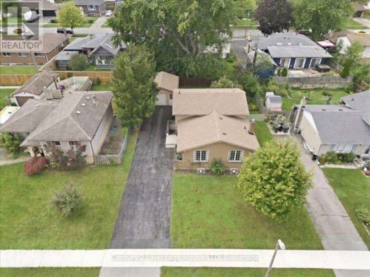 62 Northgate Drive, Welland, Ontario  L3C 5Y4 - Photo 2 - X13795572