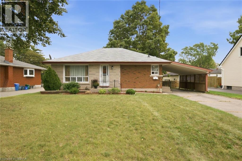 6 Evelyn Street, Brantford, Ontario  N3R 3G9 - Photo 1 - 40861533