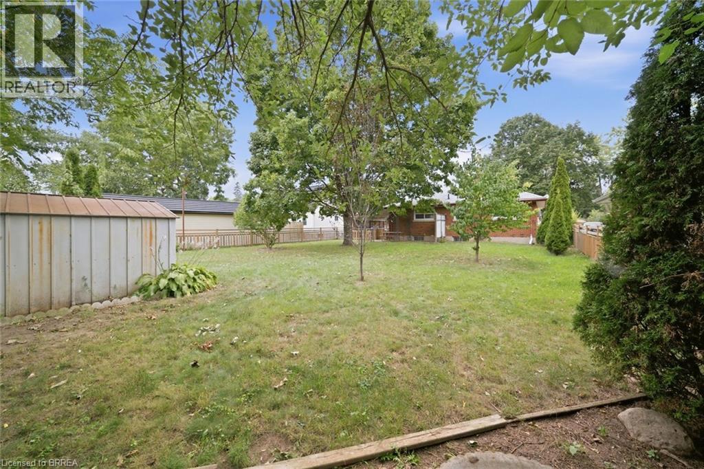 6 Evelyn Street, Brantford, Ontario  N3R 3G9 - Photo 11 - 40861533
