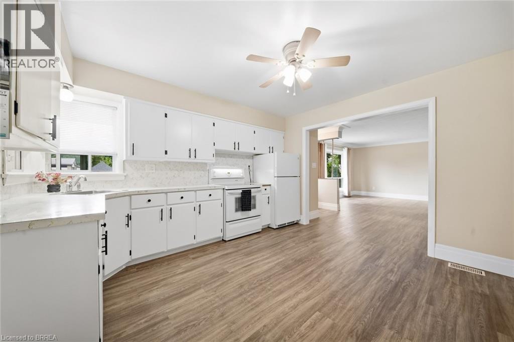 6 Evelyn Street, Brantford, Ontario  N3R 3G9 - Photo 24 - 40861533