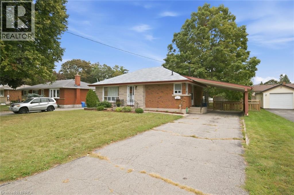 6 Evelyn Street, Brantford, Ontario  N3R 3G9 - Photo 3 - 40861533