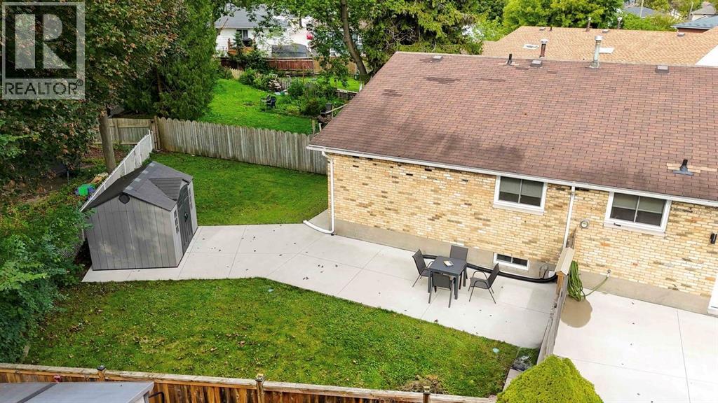 837 WILMONT PLACE Sarnia Ontario Canada N7T4Z9 3