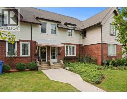 1261 MONMOUTH ROAD, Windsor, Ontario