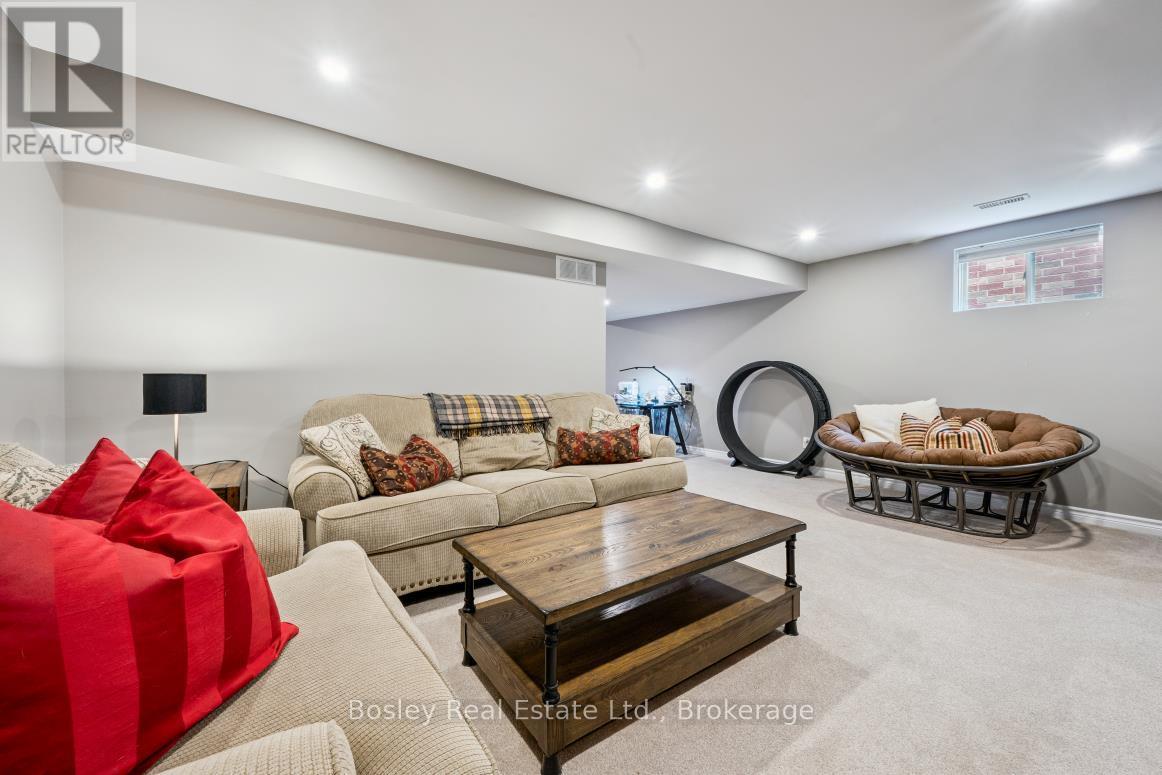 64 Couling Crescent, Guelph, Ontario  N1E 0J8 - Photo 32 - X13795456