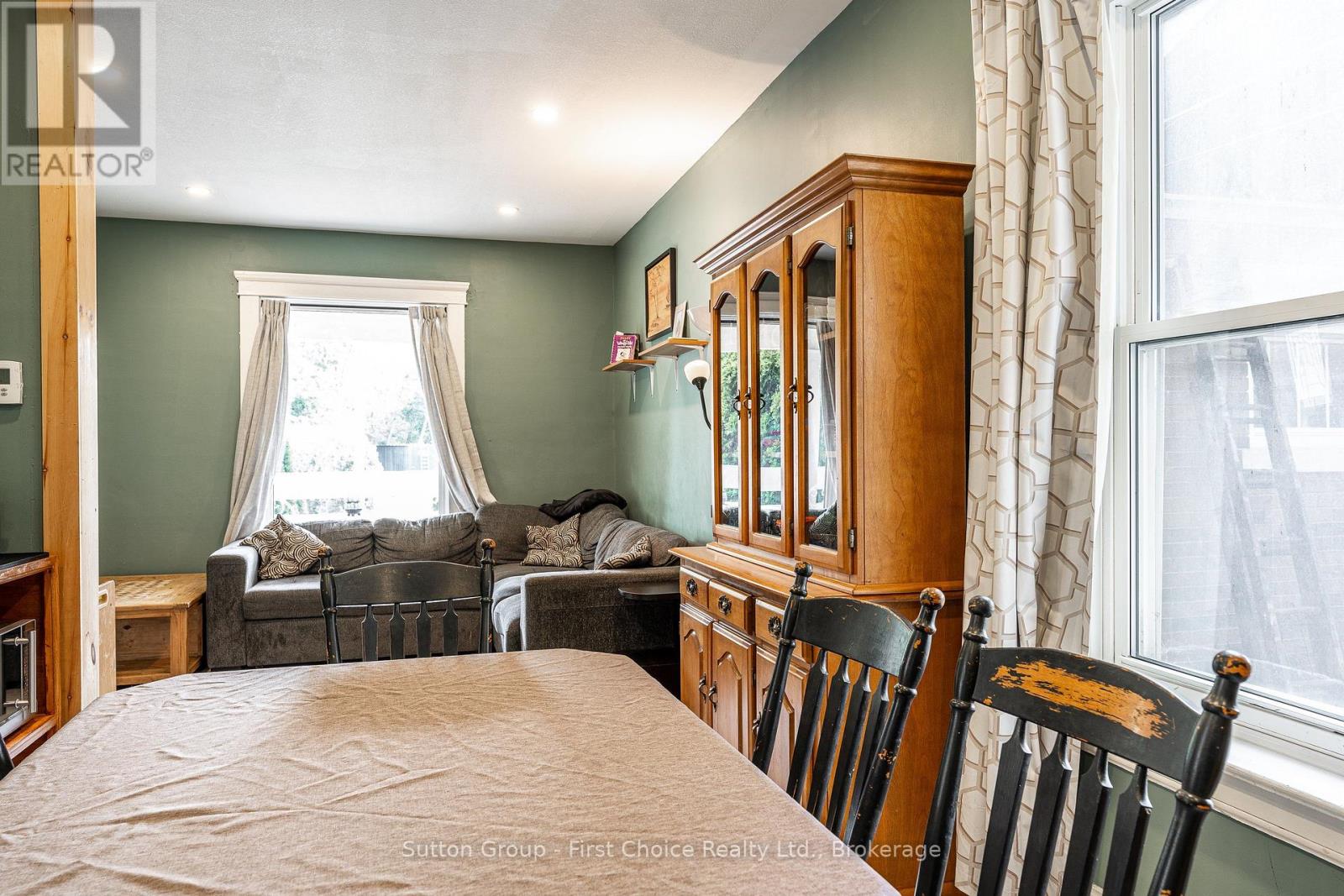 232 West Gore Street, Stratford, Ontario  N5A 1K8 - Photo 12 - X13795514