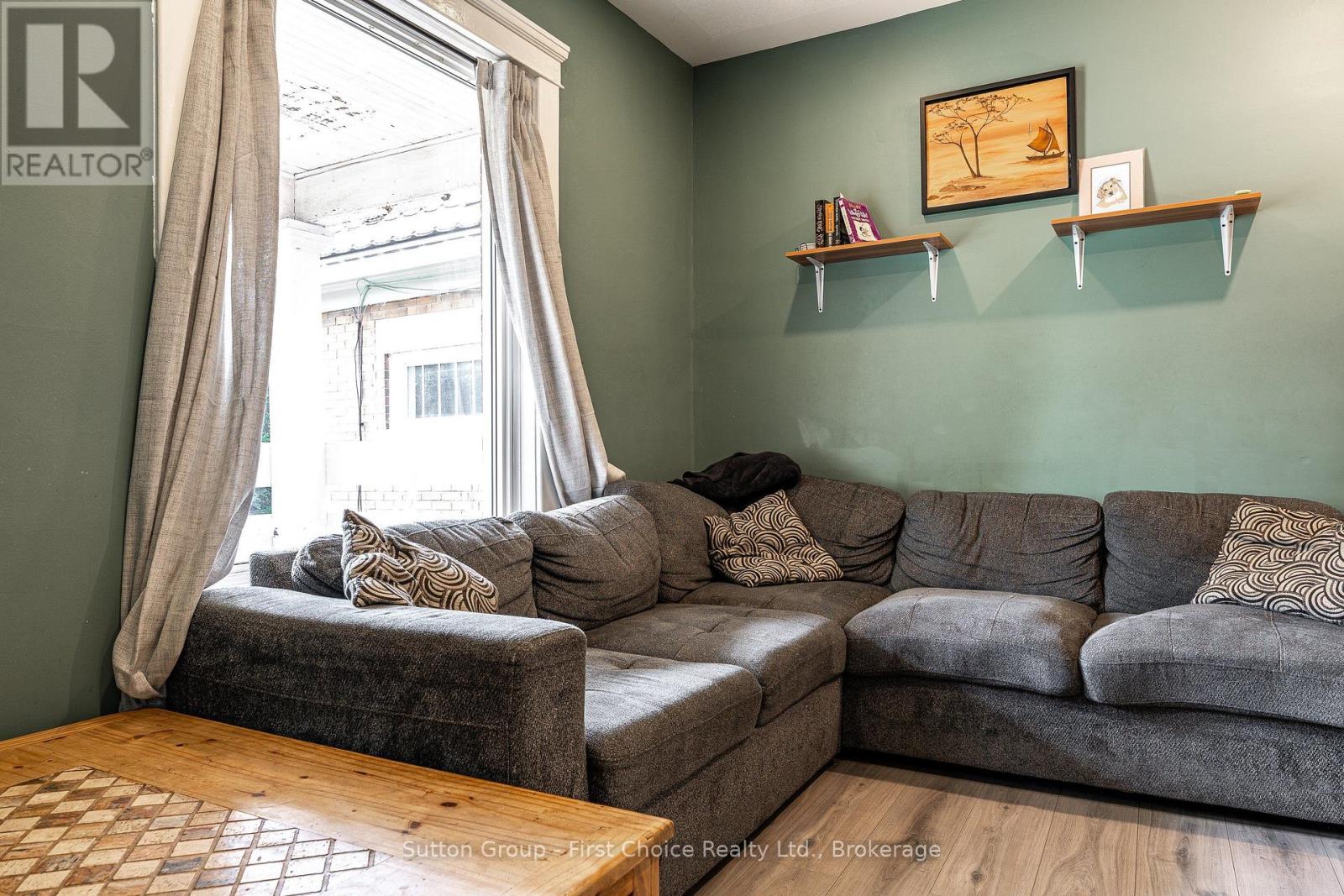 232 West Gore Street, Stratford, Ontario  N5A 1K8 - Photo 7 - X13795514