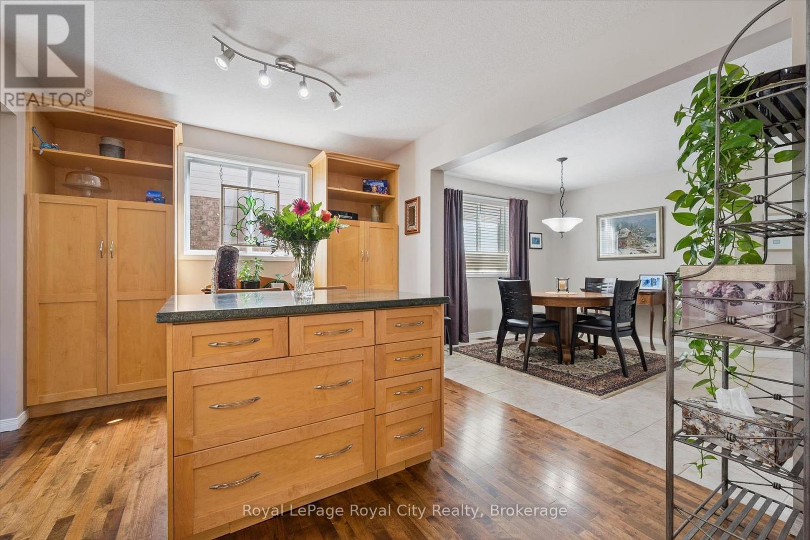 81 Keating Street, Guelph (Grange Road), Ontario  N1E 7G1 - Photo 16 - X13795578