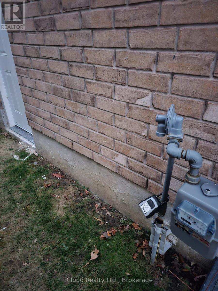 Bsmt - 95 Northglen Boulevard, Clarington, Ontario  L1C 3K2 - Photo 2 - E13795512