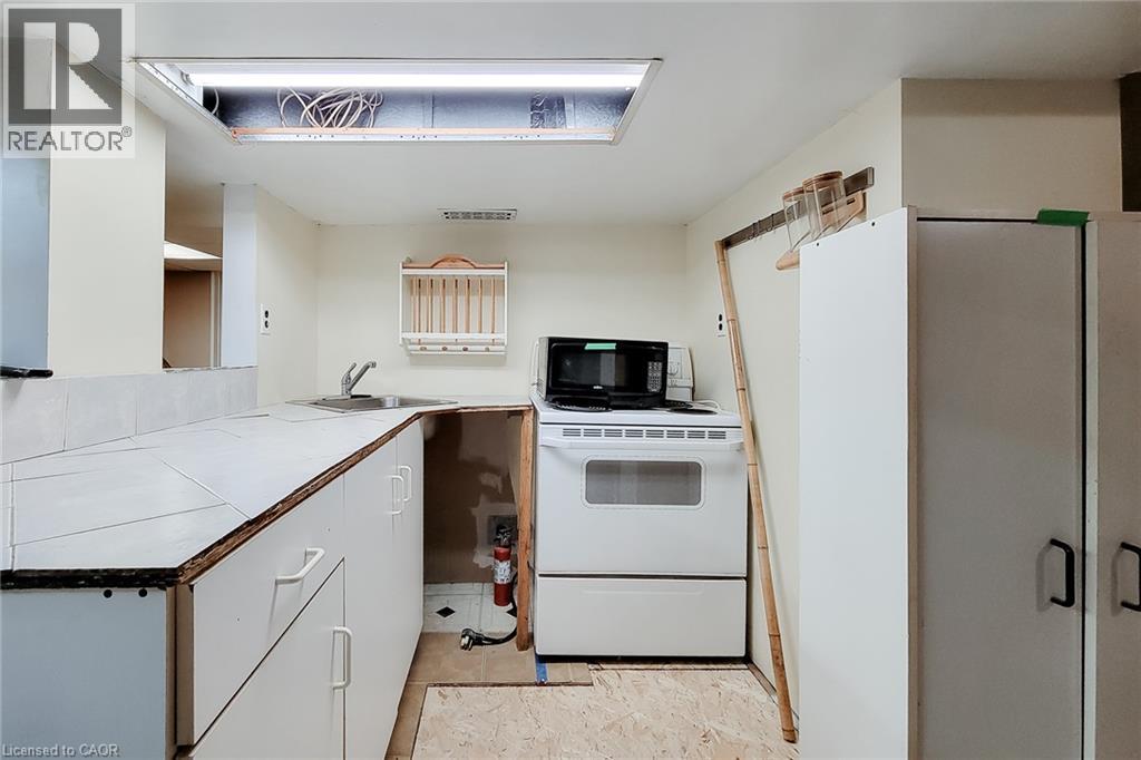 12 Leinster Avenue S, Hamilton, Ontario  L8M 3A1 - Photo 37 - 40861676
