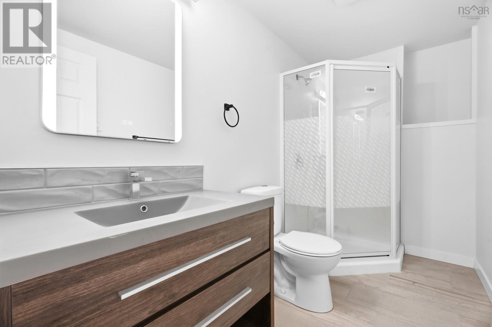 26 Village Crescent, Bedford, Nova Scotia B4A 1J2 - Photo 24 - 202623584