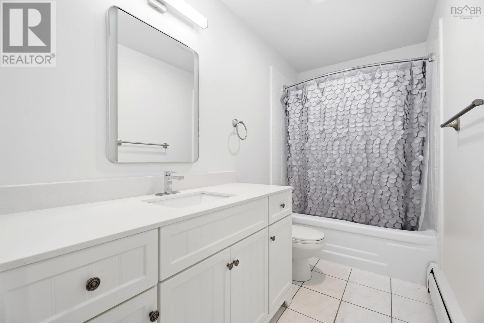 26 Village Crescent, Bedford, Nova Scotia B4A 1J2 - Photo 14 - 202623584