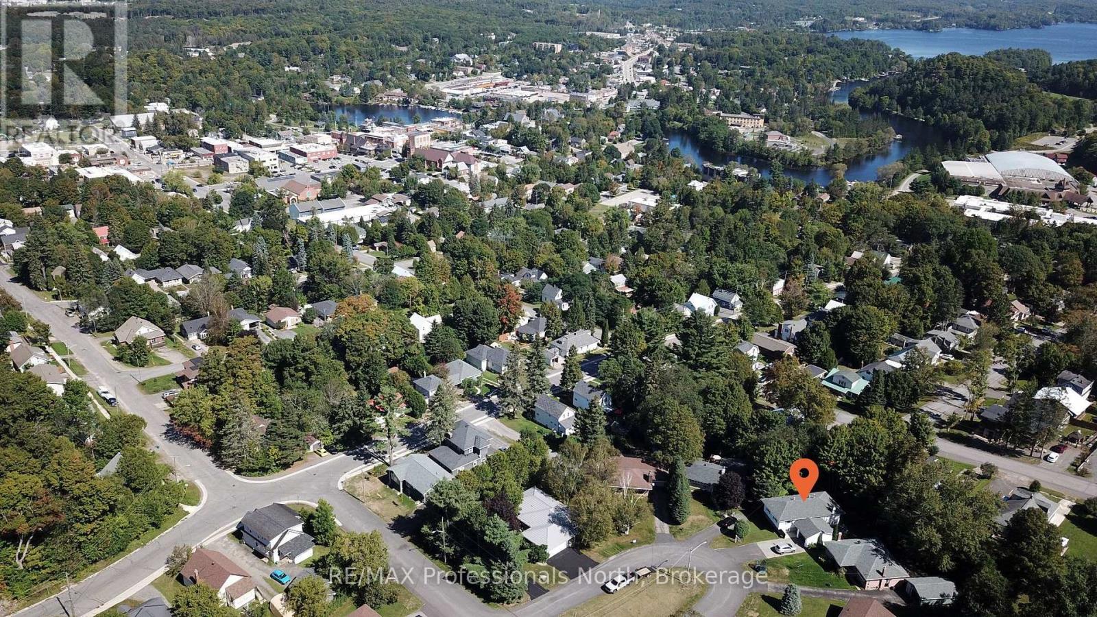 12 Anthony Court, Huntsville, Ontario  P1H 1T2 - Photo 2 - X13736328