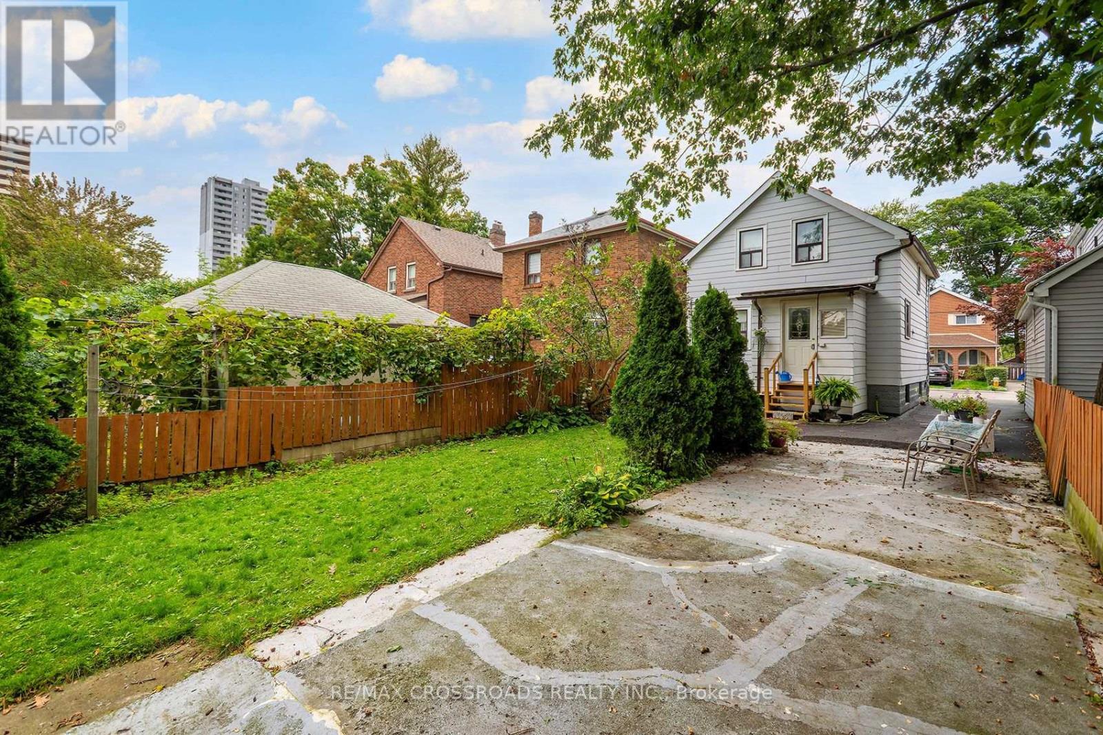 36 Mcdonald Avenue, Toronto, Ontario  M1L 3Y8 - Photo 33 - E13791130
