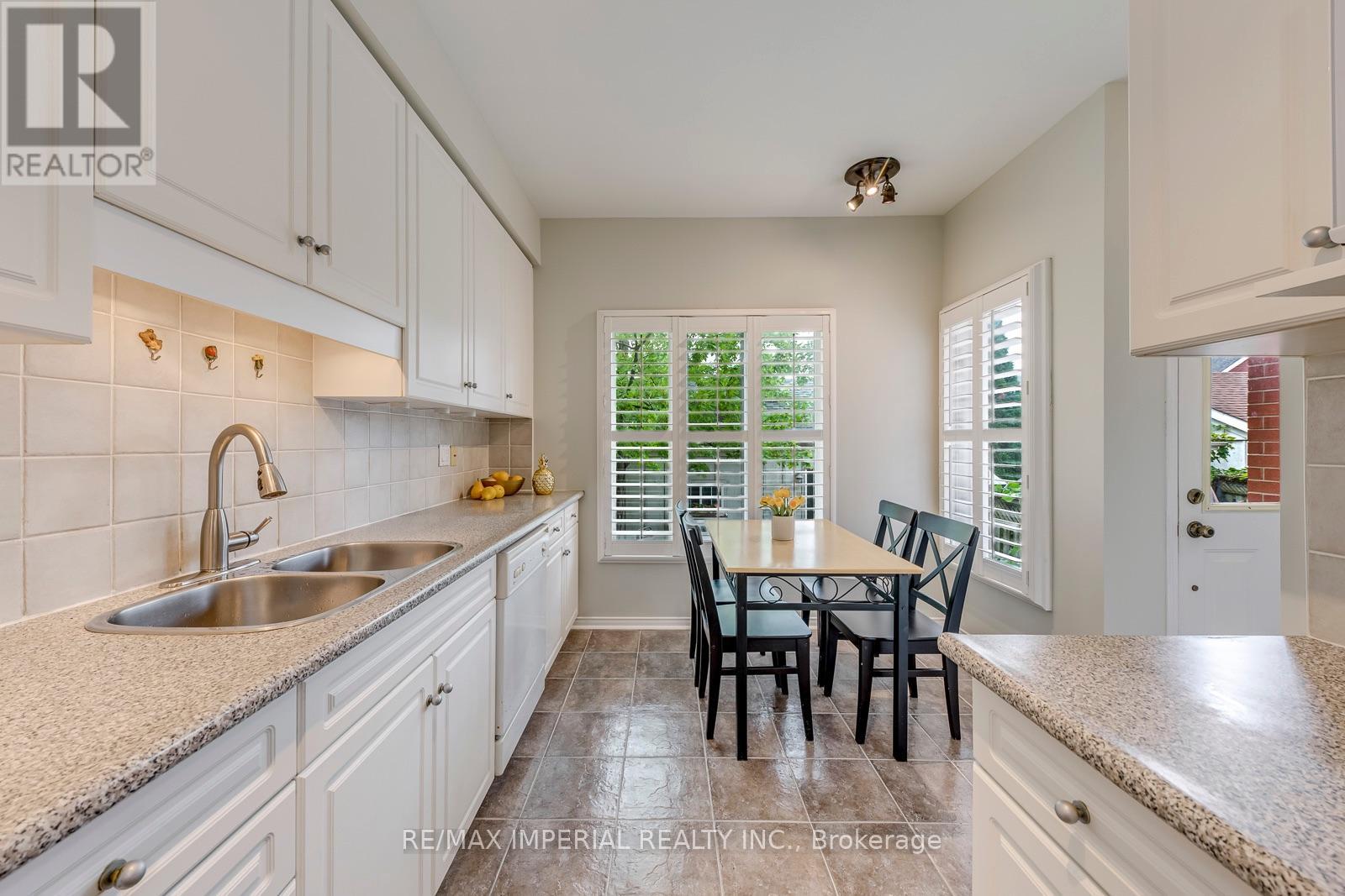 20 The Greenery, Oakville, Ontario  L6H 6J6 - Photo 21 - W13794904