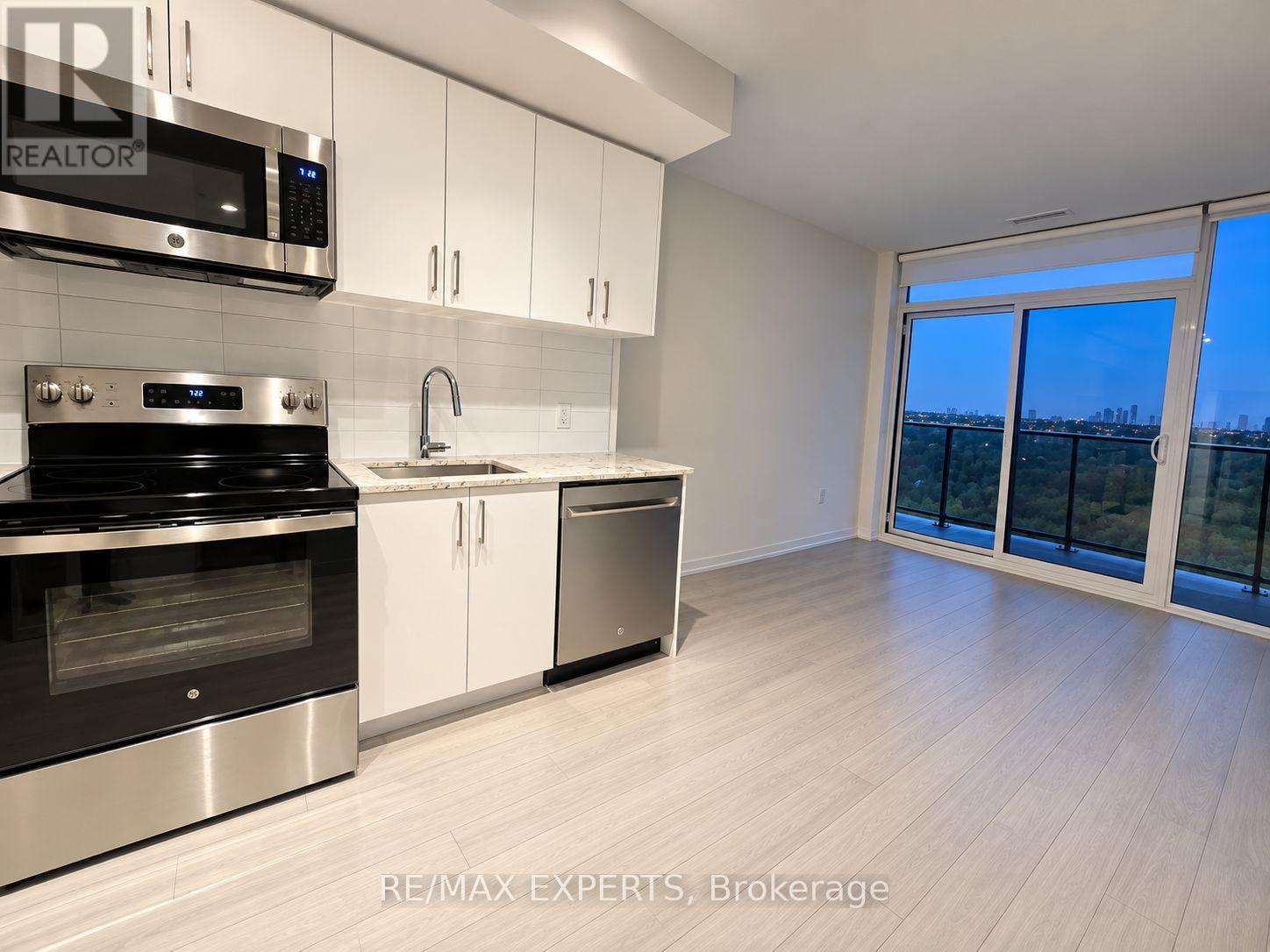814 - 4010 Eglinton Avenue W, Toronto (Humber Heights), Ontario  M9A 0G5 - Photo 8 - W13795462