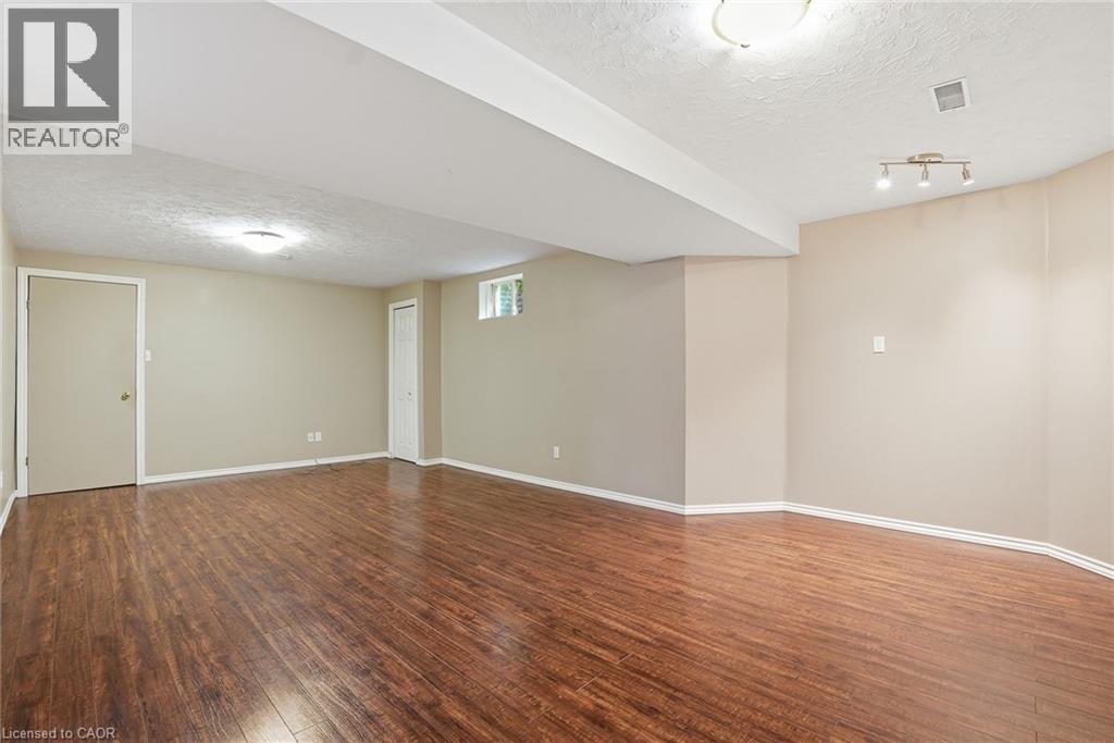 26 Kelly Court, Guelph, Ontario  N1K 1W3 - Photo 30 - 40864025