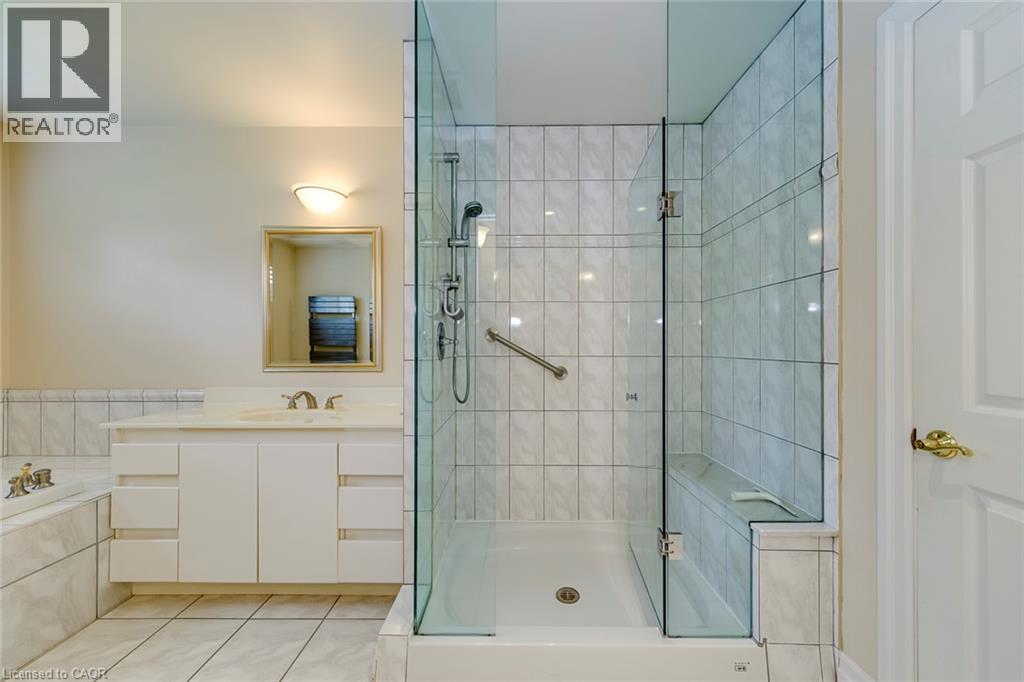 281 Pinehurst Drive, Oakville, Ontario  L6J 4X2 - Photo 24 - 40863759