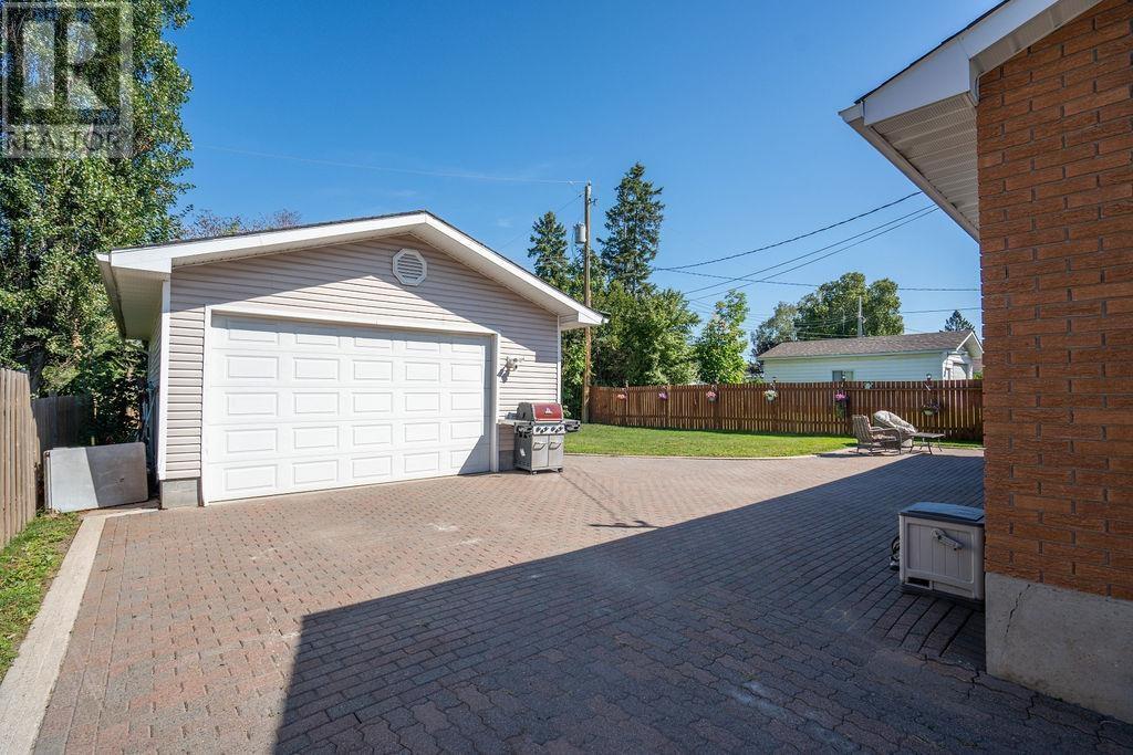 42 Niagara Dr, Sault Ste. Marie, Ontario  P6B 4L7 - Photo 10 - SM262578