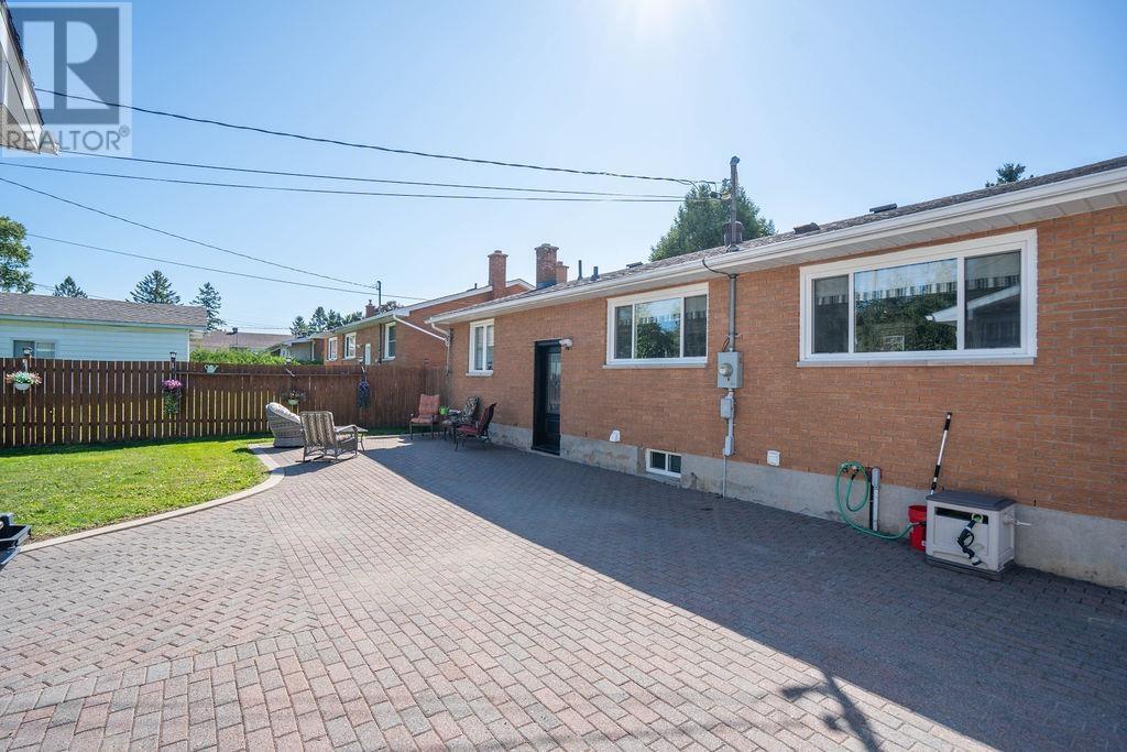 42 Niagara Dr, Sault Ste. Marie, Ontario  P6B 4L7 - Photo 11 - SM262578