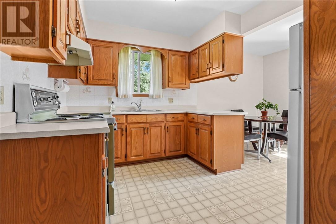 39 Countryside Drive, Sudbury, Ontario  P3E 5A2 - Photo 3 - 2130431